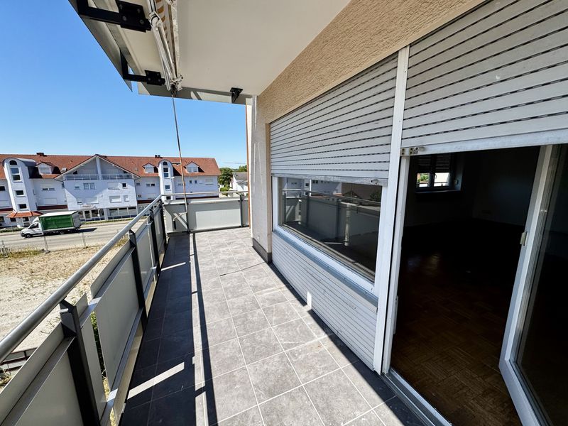 Großzügige & gepflegte 3-Zimmer-Wohnung mit Stellplatz in schöner Lage von Sinzheim